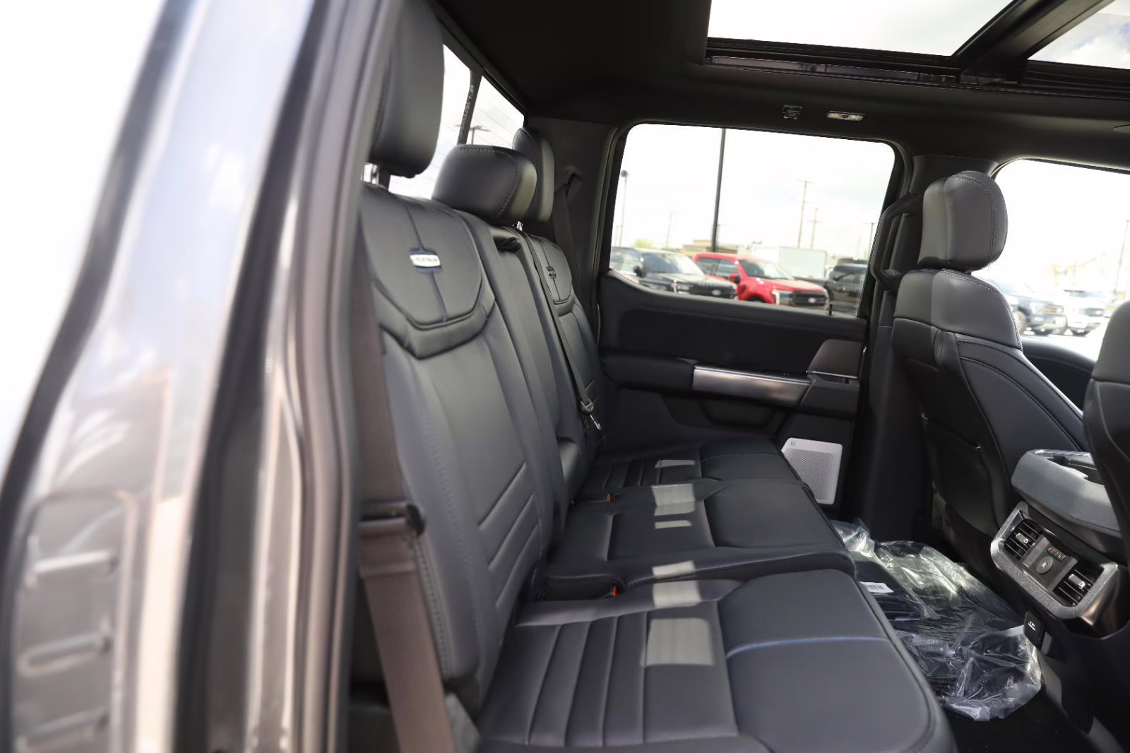 2026 Carbonized Gray Metallic Ford Super Duty F-250 SRW Platinum 4X4 Truck