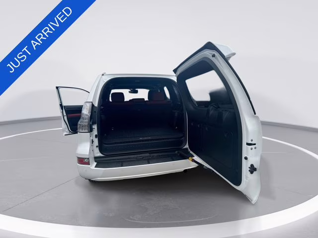 2023 White Pearl Lexus GX 460 4X4 SUV