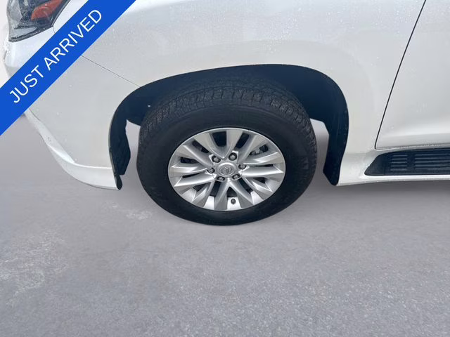 2023 White Pearl Lexus GX 460 4X4 SUV