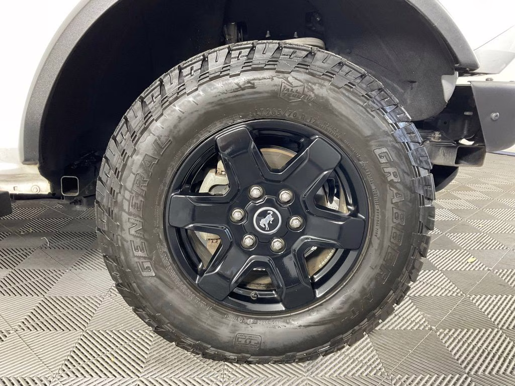 2021 Oxford White Ford Bronco Black Diamond 4X4 SUV