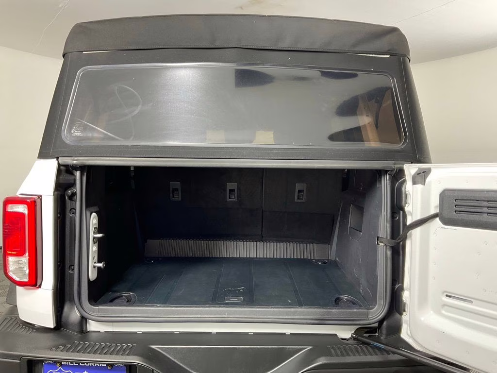 2021 Oxford White Ford Bronco Black Diamond 4X4 SUV