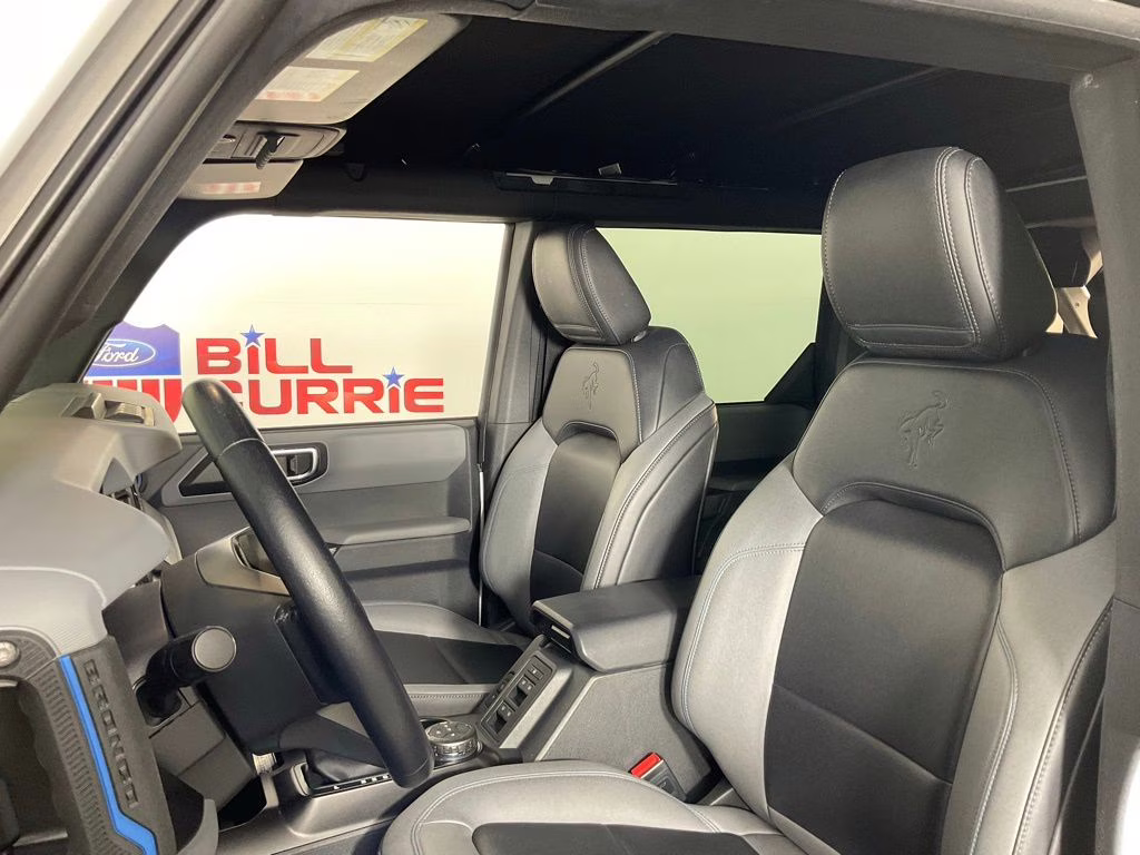 2021 Oxford White Ford Bronco Black Diamond 4X4 SUV