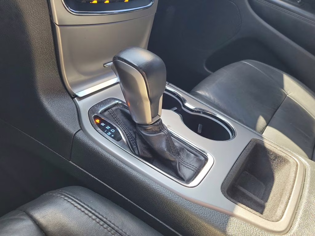 2018 Diamond Black Crystal Pearlcoat Jeep Grand Cherokee Limited RWD SUV