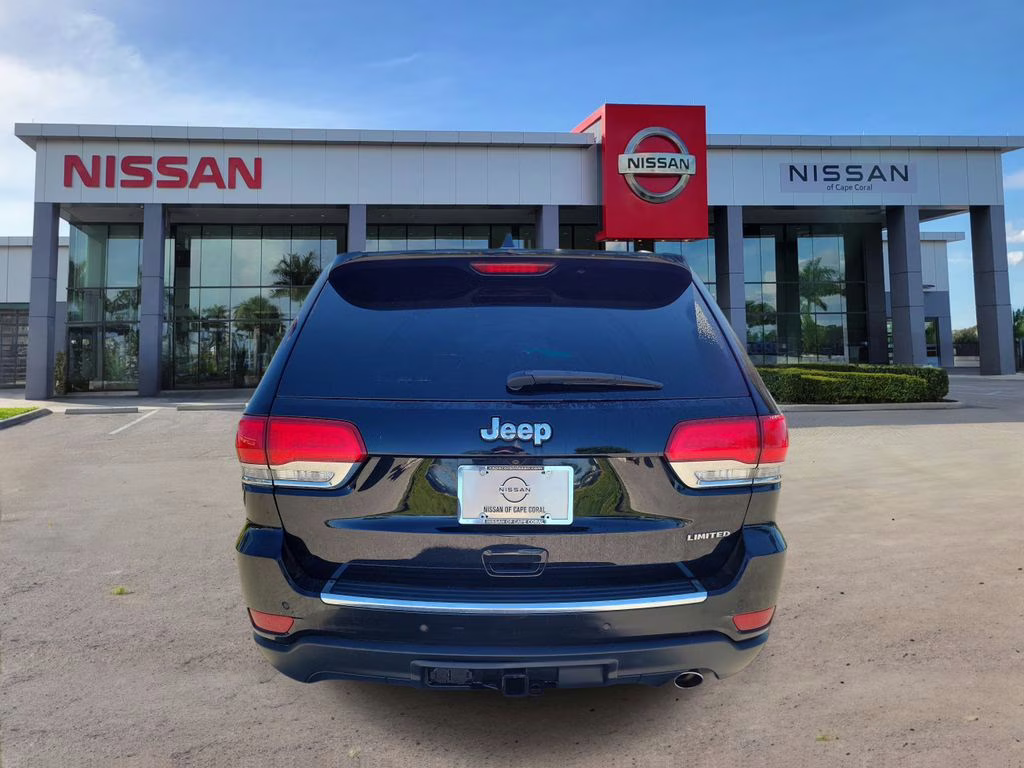 2018 Diamond Black Crystal Pearlcoat Jeep Grand Cherokee Limited RWD SUV