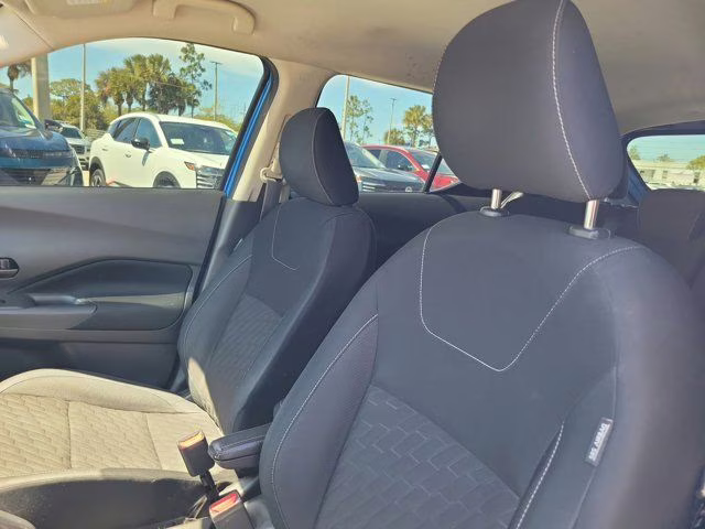 2022 Electric Blue Metallic Nissan Kicks S FWD SUV