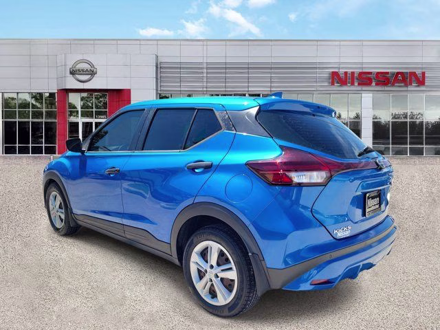 2022 Electric Blue Metallic Nissan Kicks S FWD SUV
