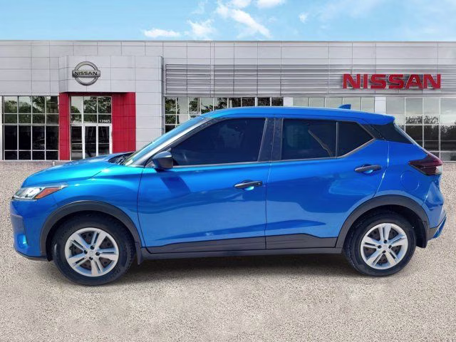 2022 Electric Blue Metallic Nissan Kicks S FWD SUV