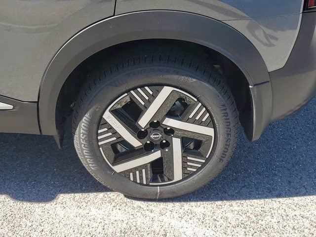 2026 Gun Metallic Nissan Kicks SV FWD SUV