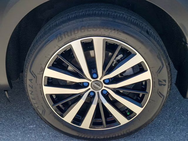 2024 Super Black Nissan Pathfinder Platinum 4X4 SUV