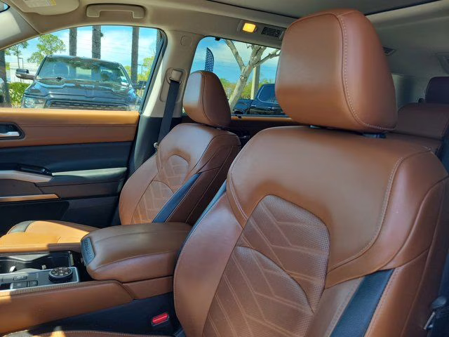 2024 Super Black Nissan Pathfinder Platinum 4X4 SUV