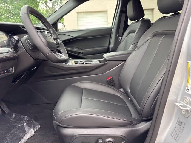 2026 Silver Jeep Cherokee Limited 4X4 SUV