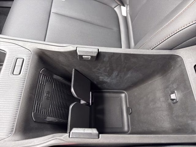 2026 Silver Jeep Cherokee Limited 4X4 SUV