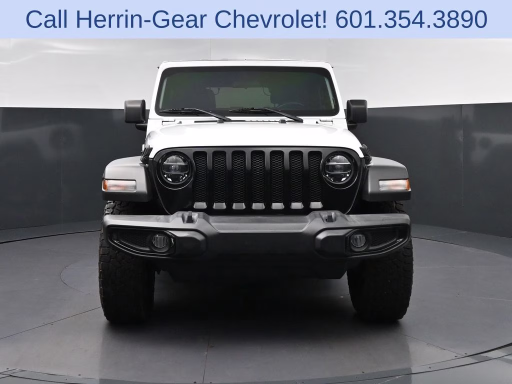 2021 Bright White Clearcoat Jeep Wrangler Unlimited Willys 4X4 SUV