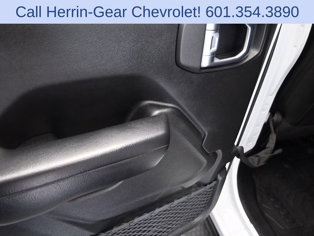 2021 Bright White Clearcoat Jeep Wrangler Unlimited Willys 4X4 SUV
