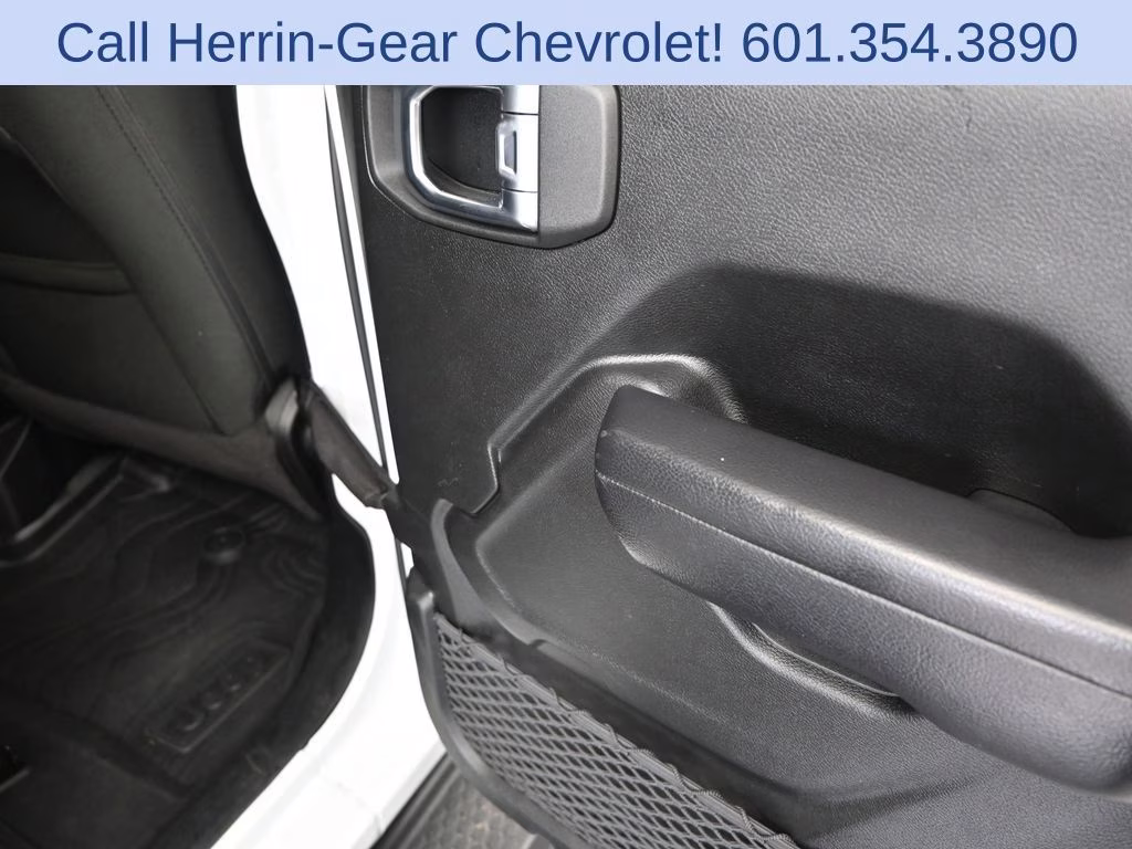 2021 Bright White Clearcoat Jeep Wrangler Unlimited Willys 4X4 SUV