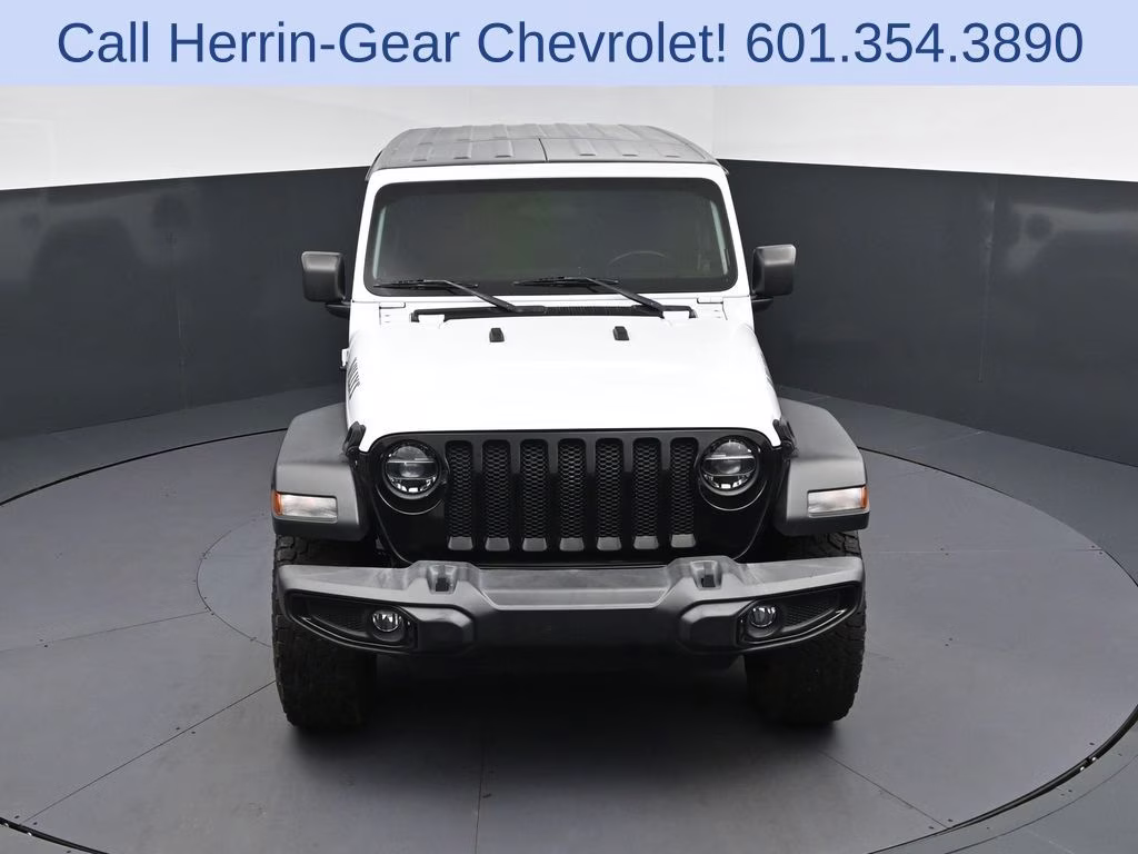 2021 Bright White Clearcoat Jeep Wrangler Unlimited Willys 4X4 SUV