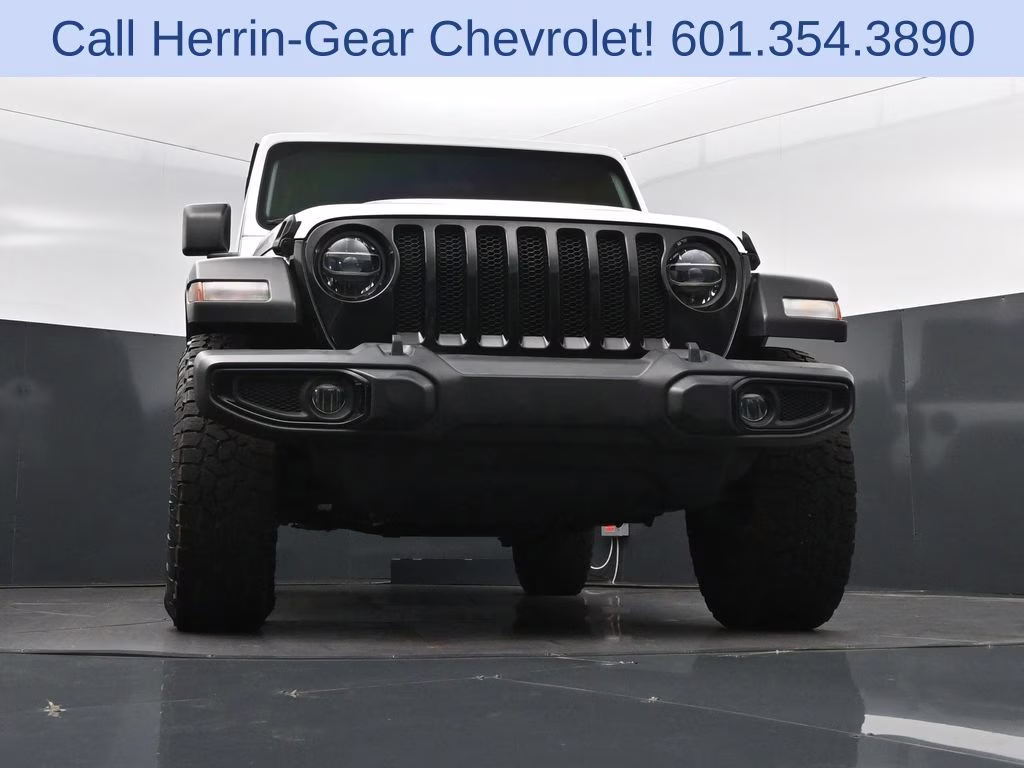 2021 Bright White Clearcoat Jeep Wrangler Unlimited Willys 4X4 SUV