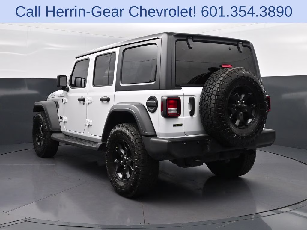 2021 Bright White Clearcoat Jeep Wrangler Unlimited Willys 4X4 SUV