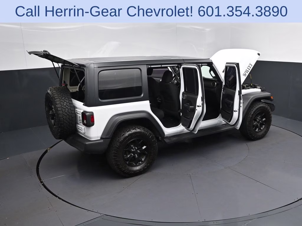 2021 Bright White Clearcoat Jeep Wrangler Unlimited Willys 4X4 SUV