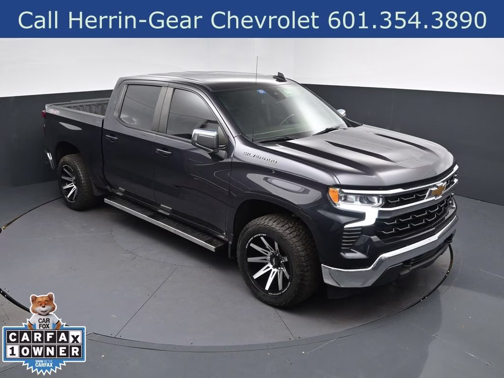 2023 Ash Chevrolet Silverado 1500 LT 4X4 Truck