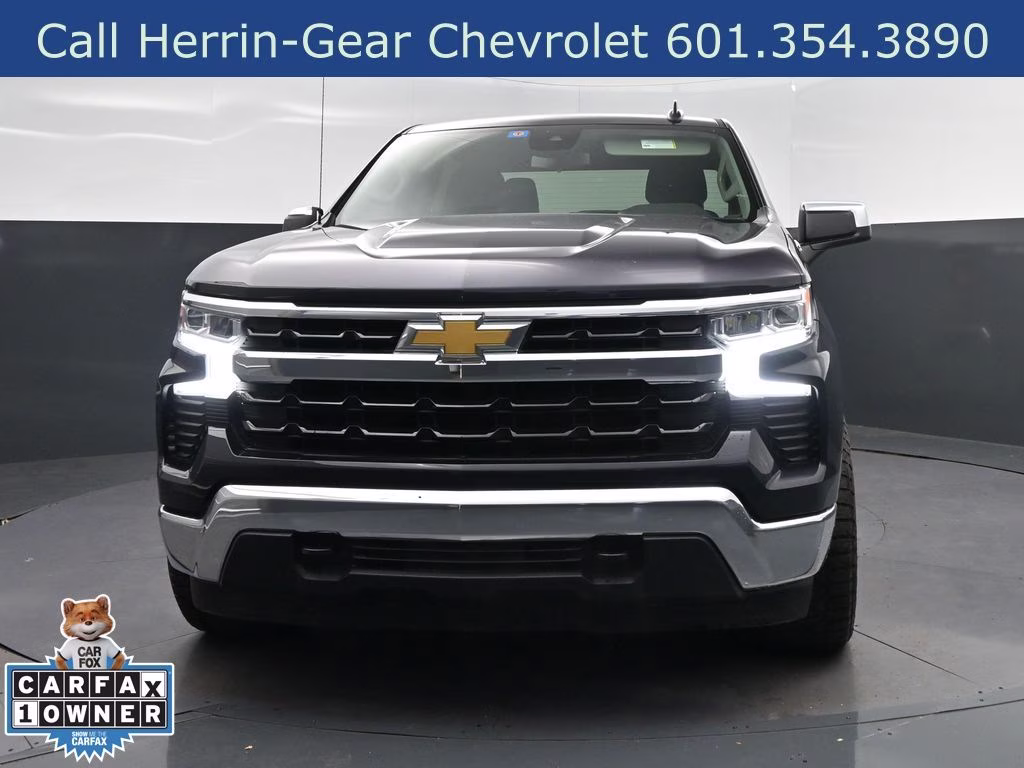 2023 Ash Chevrolet Silverado 1500 LT 4X4 Truck