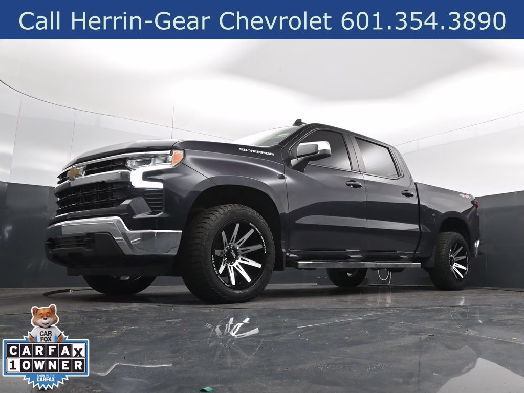 2023 Ash Chevrolet Silverado 1500 LT 4X4 Truck