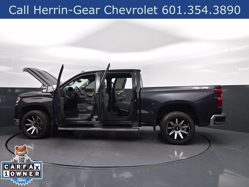 2023 Ash Chevrolet Silverado 1500 LT 4X4 Truck