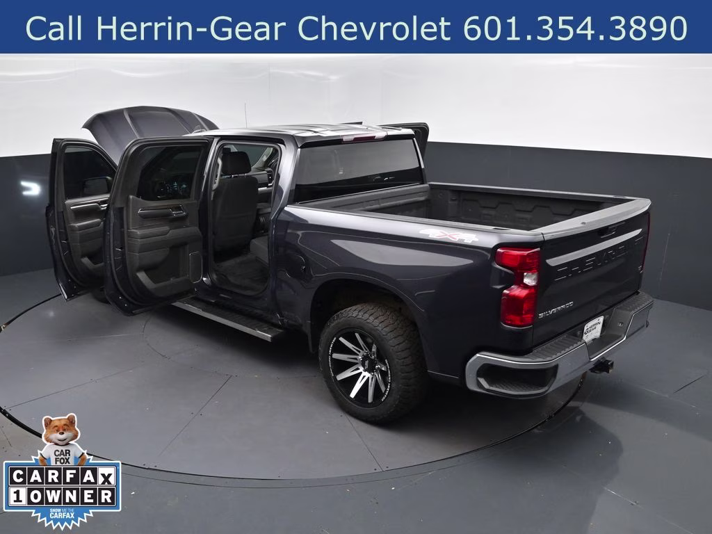 2023 Ash Chevrolet Silverado 1500 LT 4X4 Truck