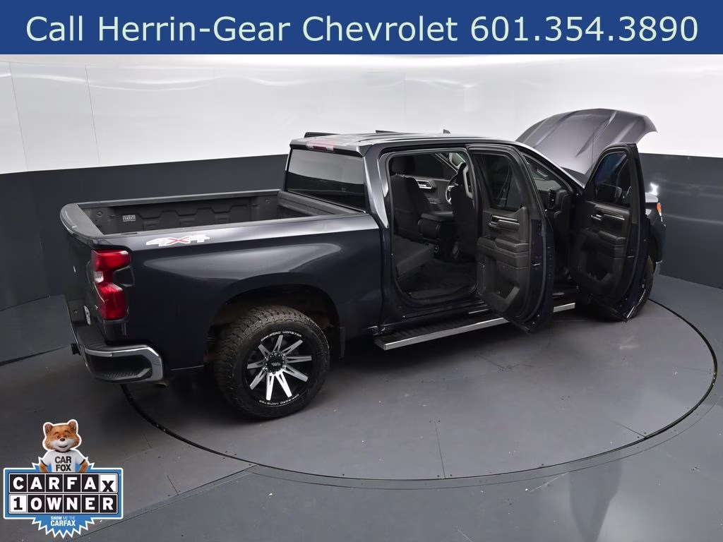 2023 Ash Chevrolet Silverado 1500 LT 4X4 Truck