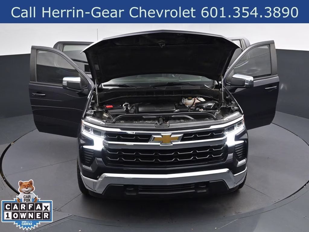2023 Ash Chevrolet Silverado 1500 LT 4X4 Truck