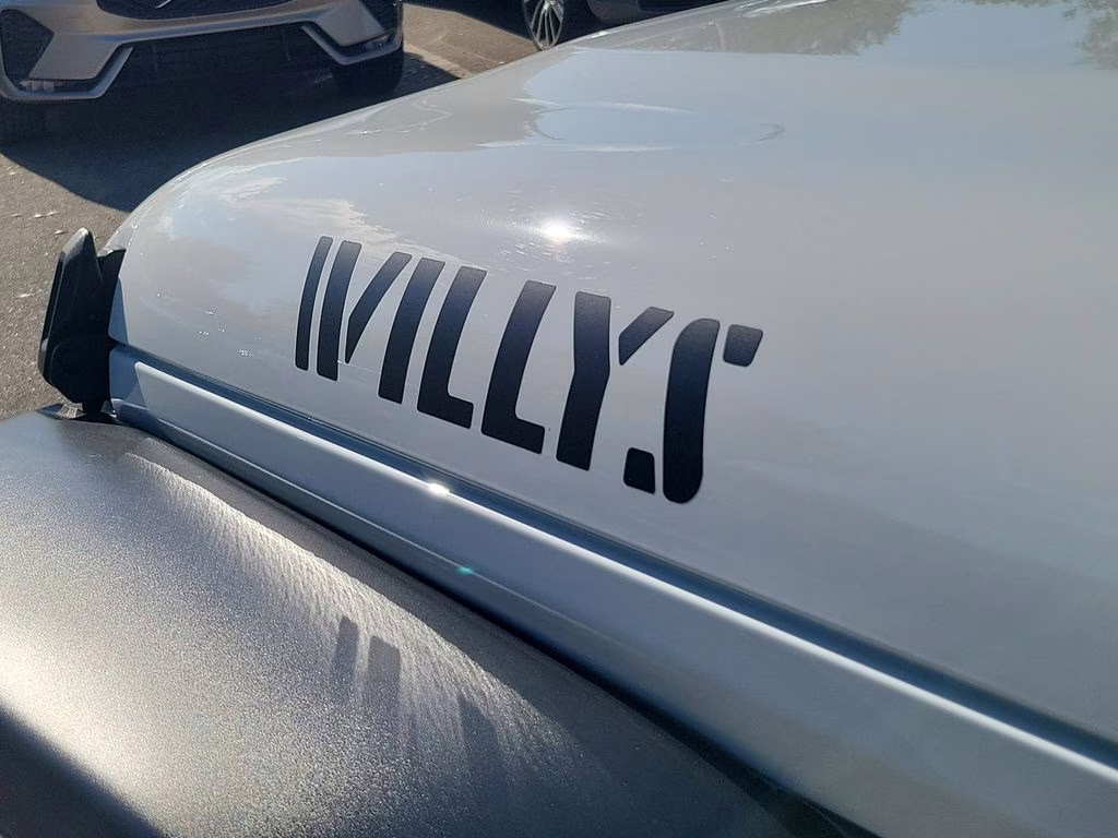 2021 Bright White Clearcoat Jeep Wrangler Willys 4X4 SUV