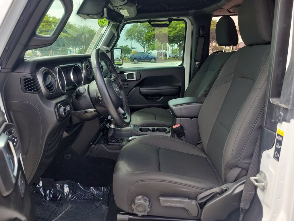 2021 Bright White Clearcoat Jeep Wrangler Willys 4X4 SUV