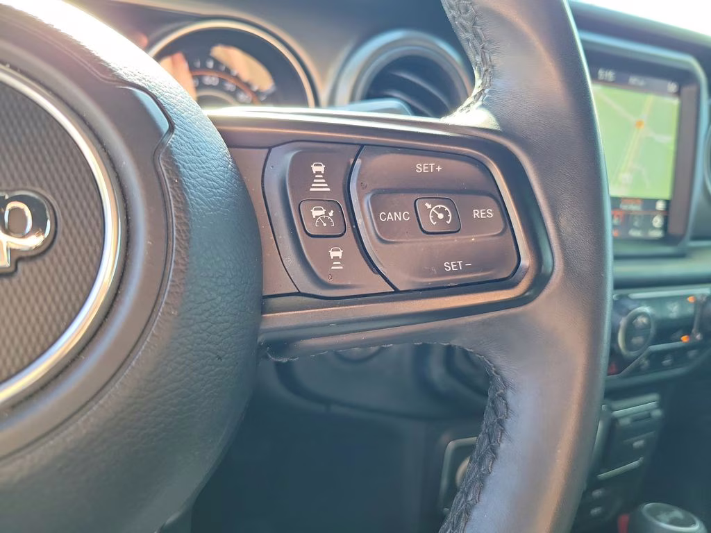 2021 Bright White Clearcoat Jeep Wrangler Willys 4X4 SUV