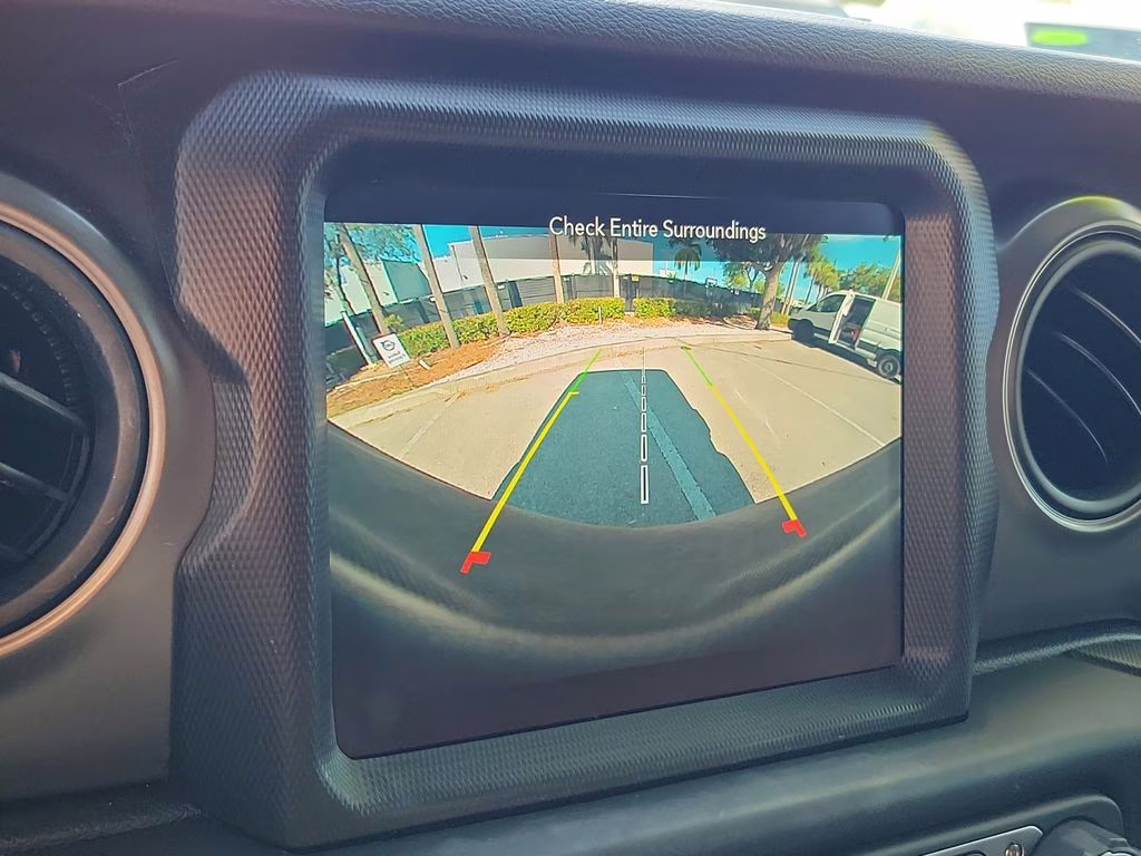 2021 Bright White Clearcoat Jeep Wrangler Willys 4X4 SUV