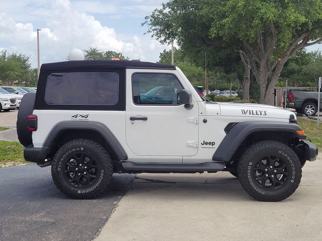 2021 Bright White Clearcoat Jeep Wrangler Willys 4X4 SUV