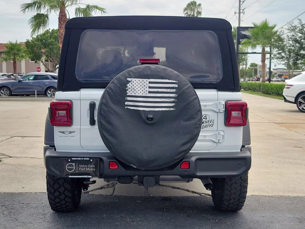 2021 Bright White Clearcoat Jeep Wrangler Willys 4X4 SUV