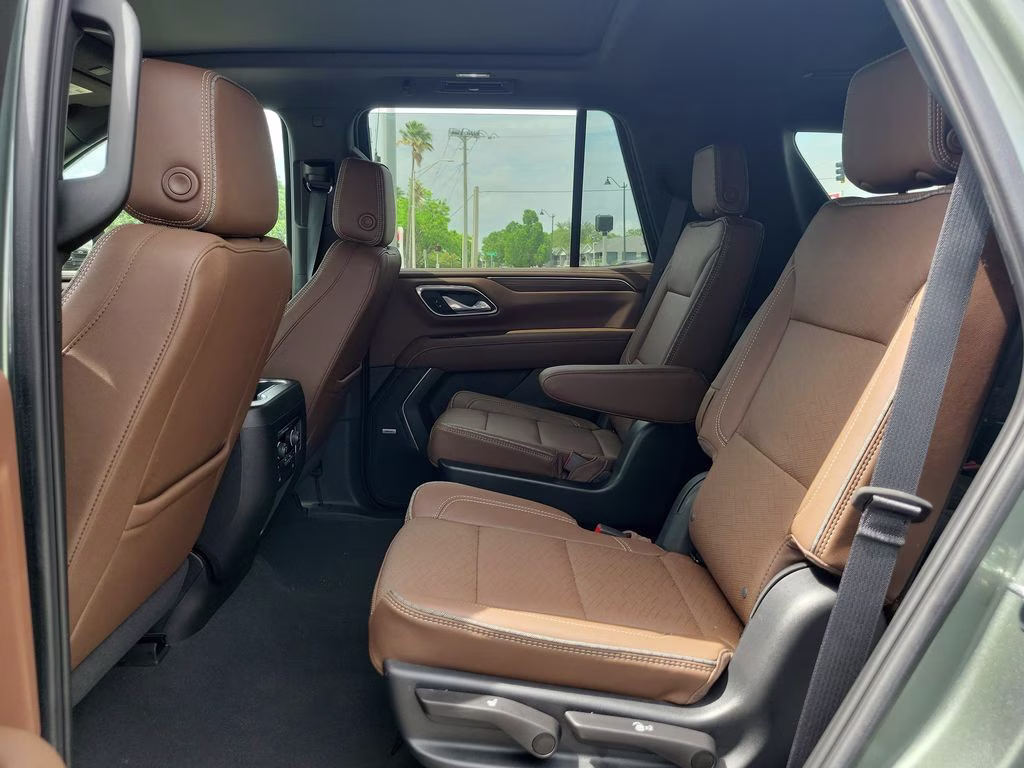 2023 Silver Sage Metallic Chevrolet Tahoe High Country 4X4 SUV