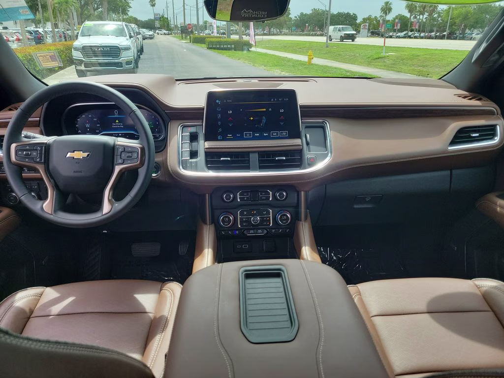 2023 Silver Sage Metallic Chevrolet Tahoe High Country 4X4 SUV