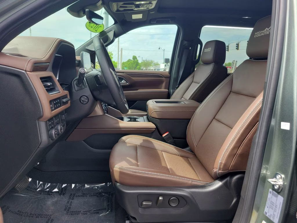 2023 Silver Sage Metallic Chevrolet Tahoe High Country 4X4 SUV