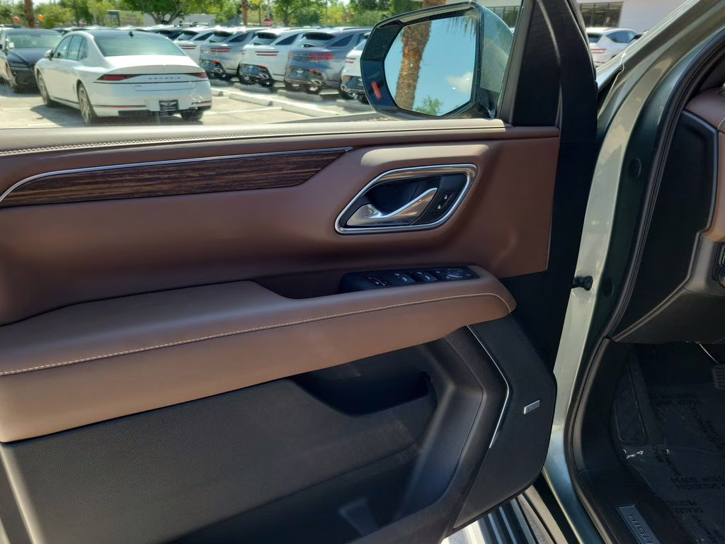 2023 Silver Sage Metallic Chevrolet Tahoe High Country 4X4 SUV