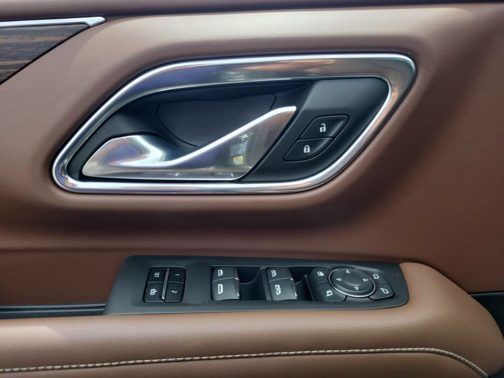 2023 Silver Sage Metallic Chevrolet Tahoe High Country 4X4 SUV