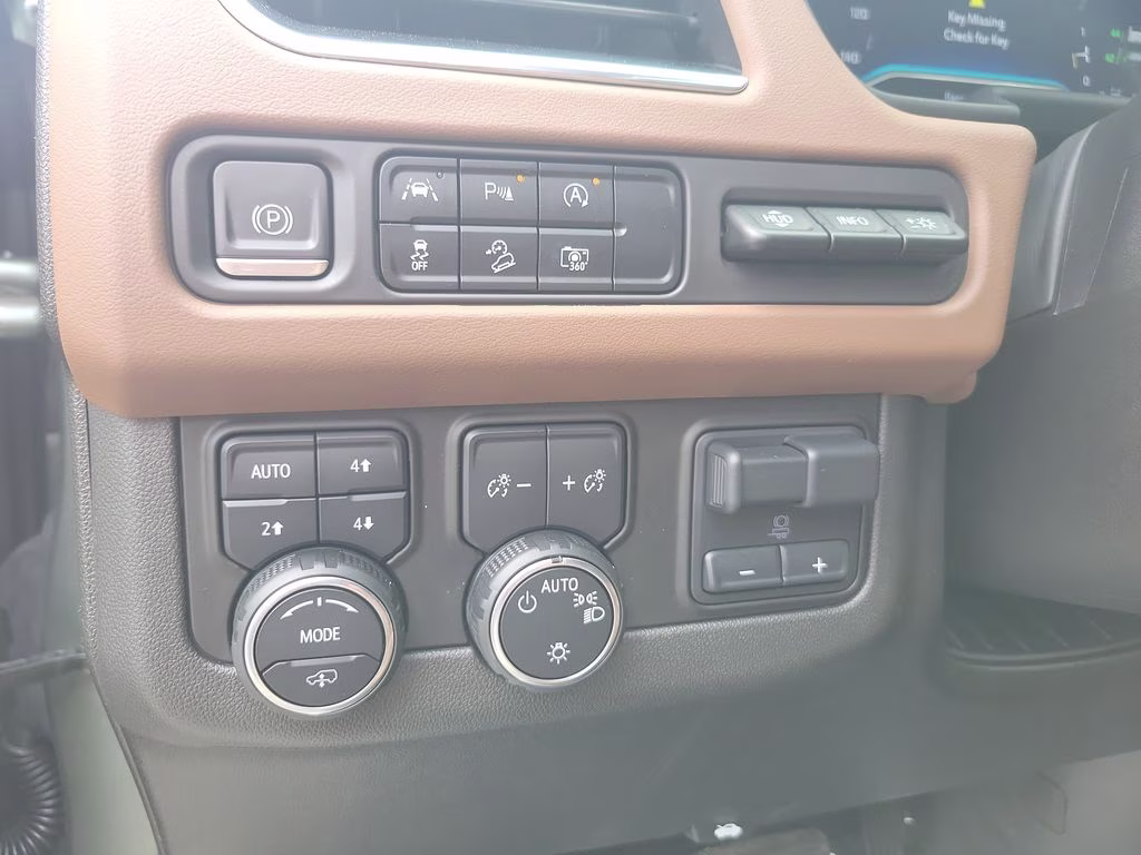 2023 Silver Sage Metallic Chevrolet Tahoe High Country 4X4 SUV