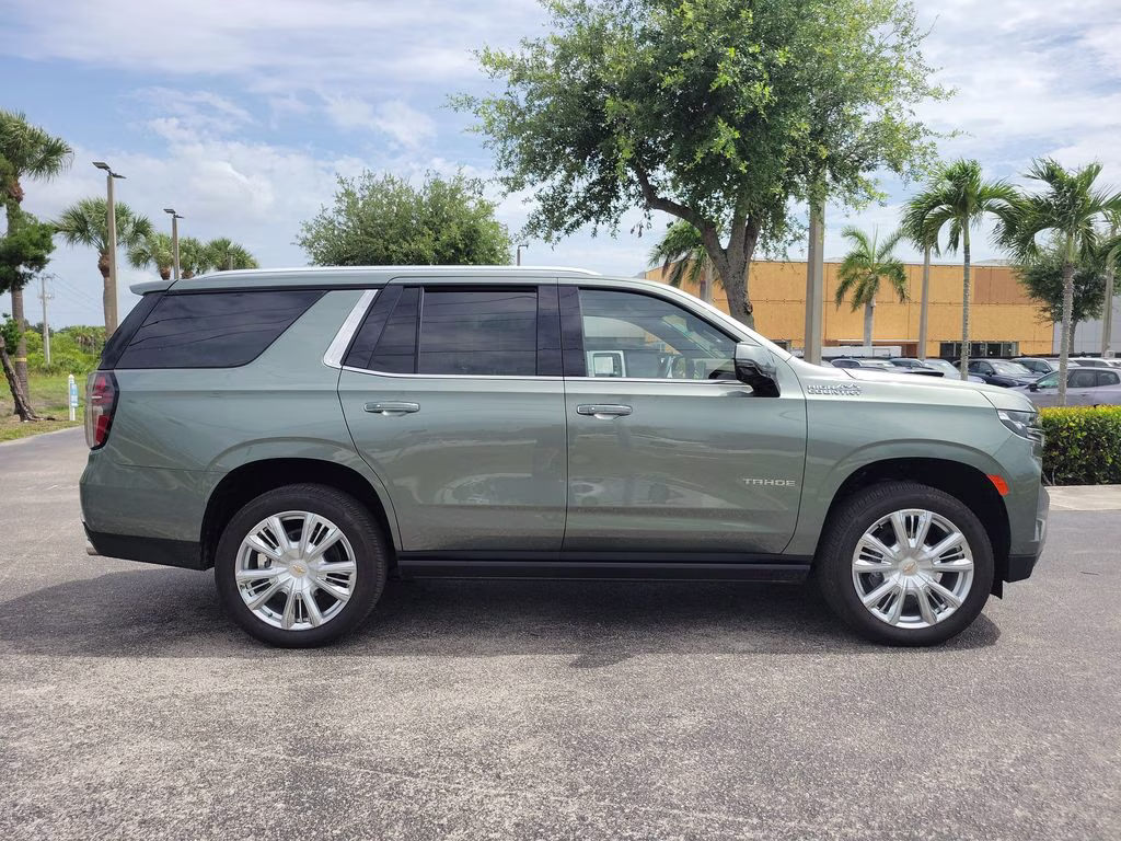 2023 Silver Sage Metallic Chevrolet Tahoe High Country 4X4 SUV