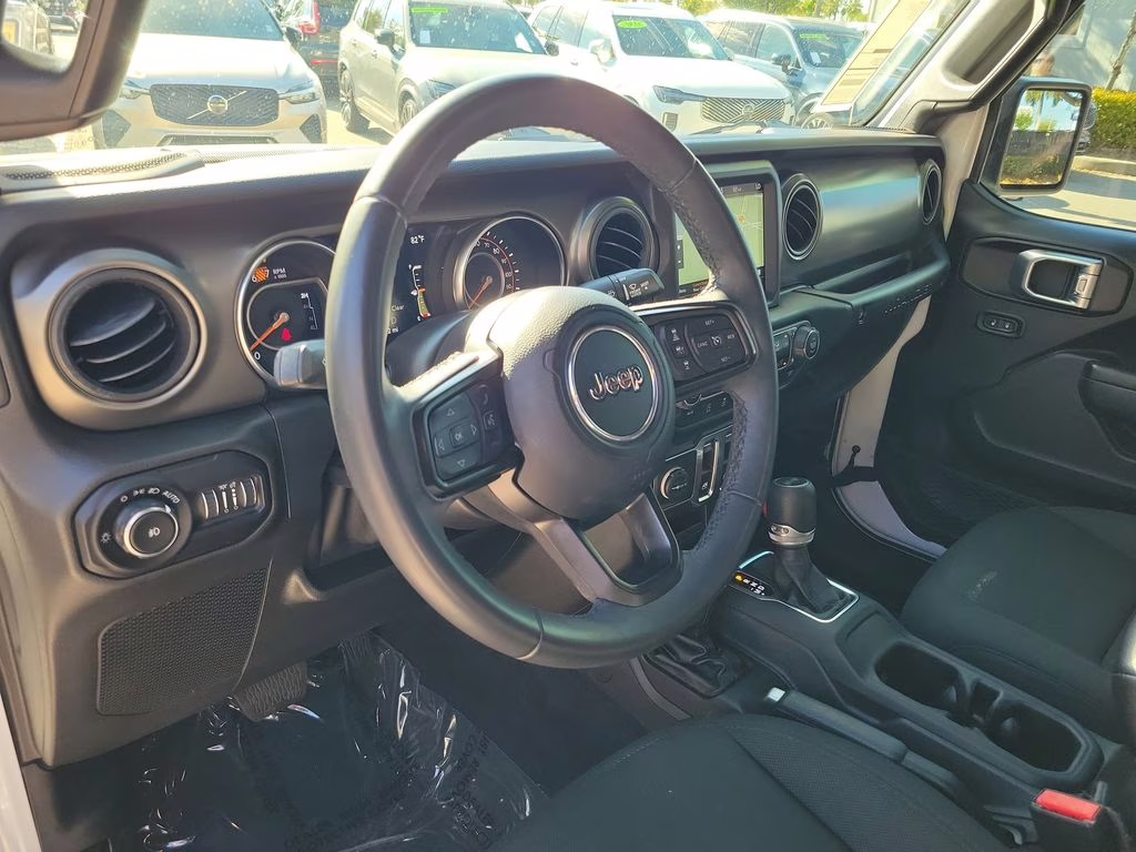2021 Bright White Clearcoat Jeep Wrangler Willys 4X4 SUV