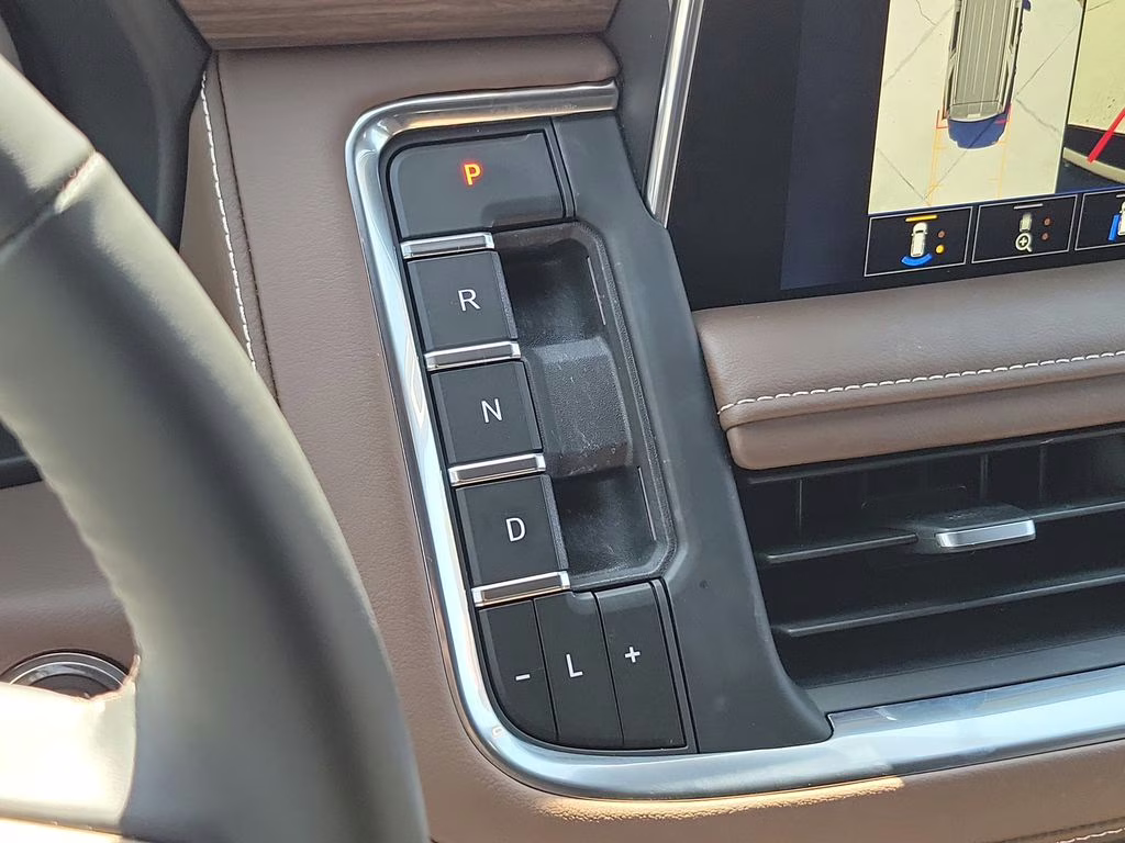 2023 Silver Sage Metallic Chevrolet Tahoe High Country 4X4 SUV