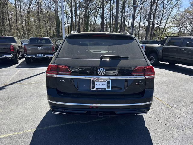 2019 Deep Black Volkswagen Atlas 3.6L V6 SEL R-Line AWD SUV
