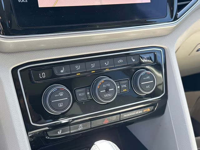 2019 Deep Black Volkswagen Atlas 3.6L V6 SEL R-Line AWD SUV