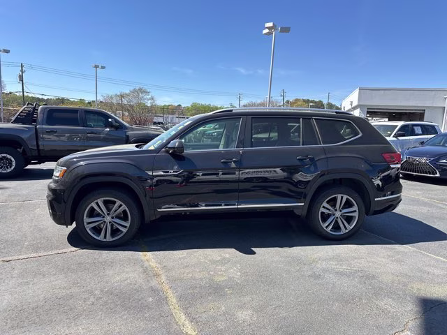 2019 Deep Black Volkswagen Atlas 3.6L V6 SEL R-Line AWD SUV