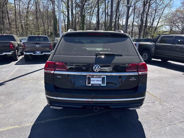 2019 Deep Black Volkswagen Atlas 3.6L V6 SEL R-Line AWD SUV