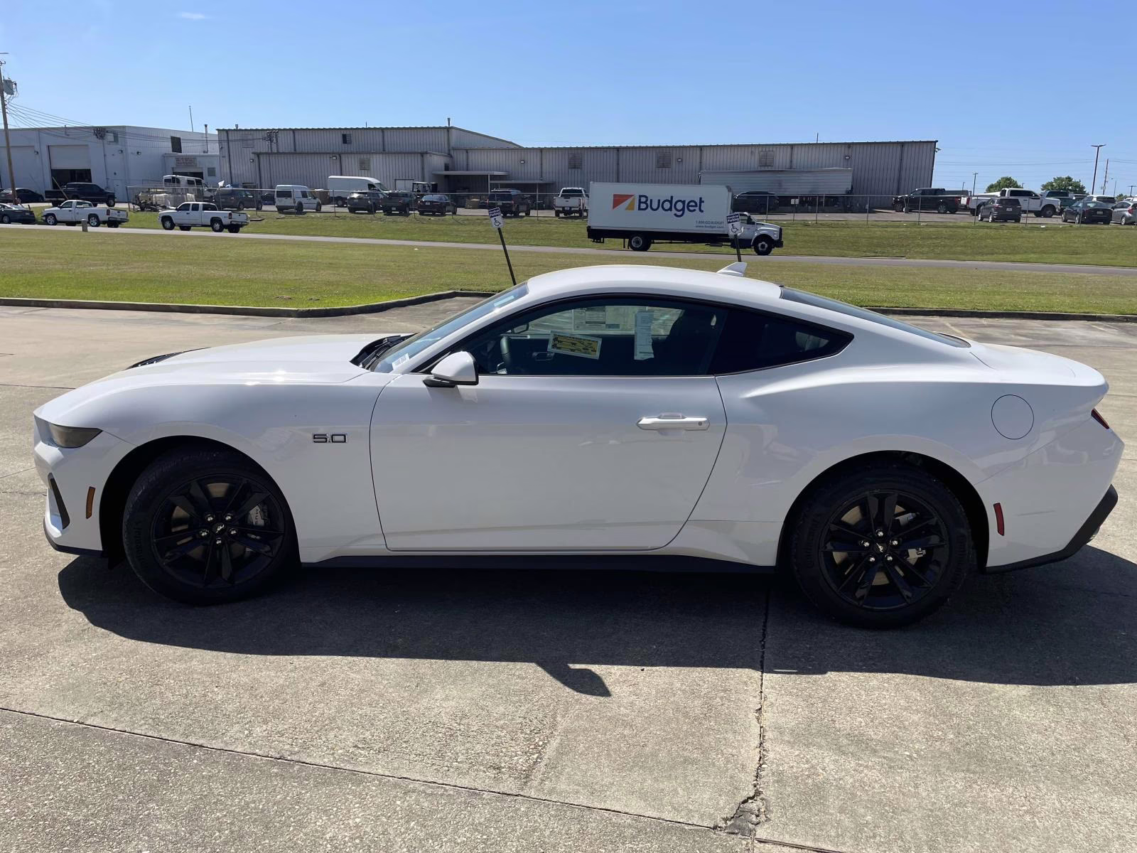 2026 Oxford White Ford Mustang GT RWD Coupe